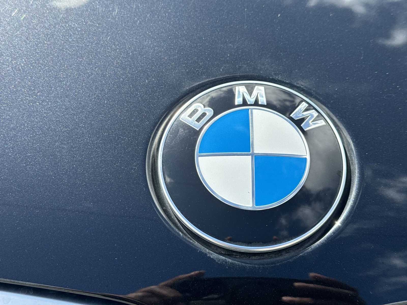 Thumbnail: 2023 BMW X7 - 10