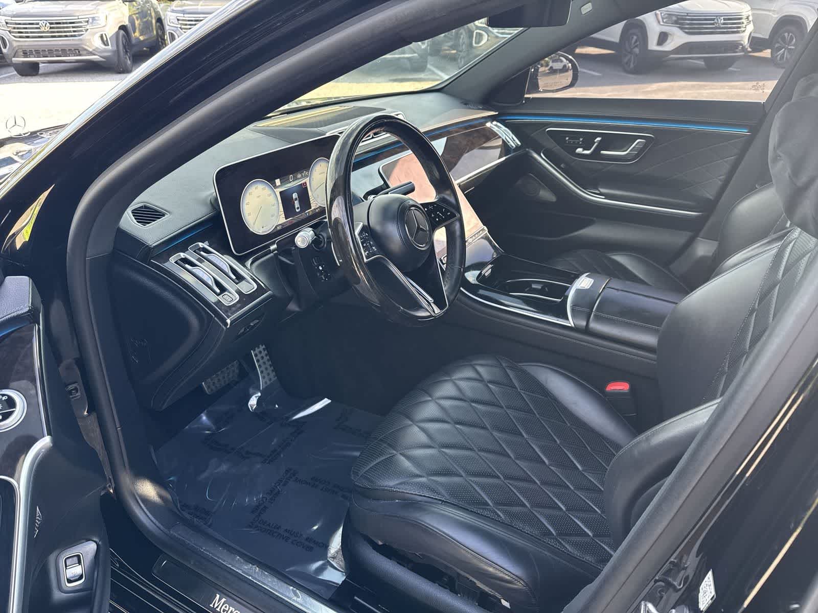 Thumbnail: 2022 Mercedes-Benz S-Class - 9