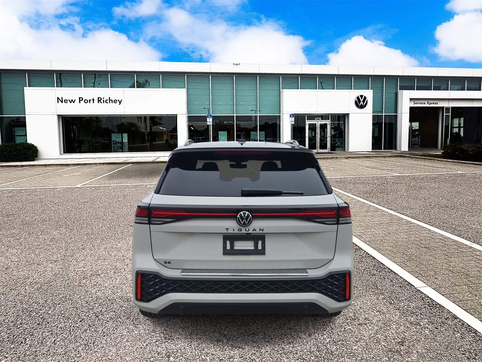 Thumbnail: 2026 Volkswagen Tiguan - 7