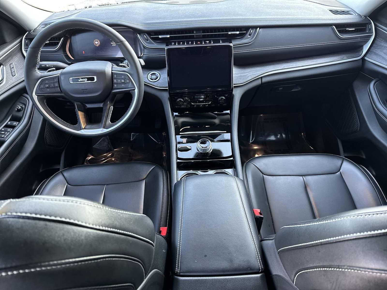 Thumbnail: 2023 Jeep Grand Cherokee - 15