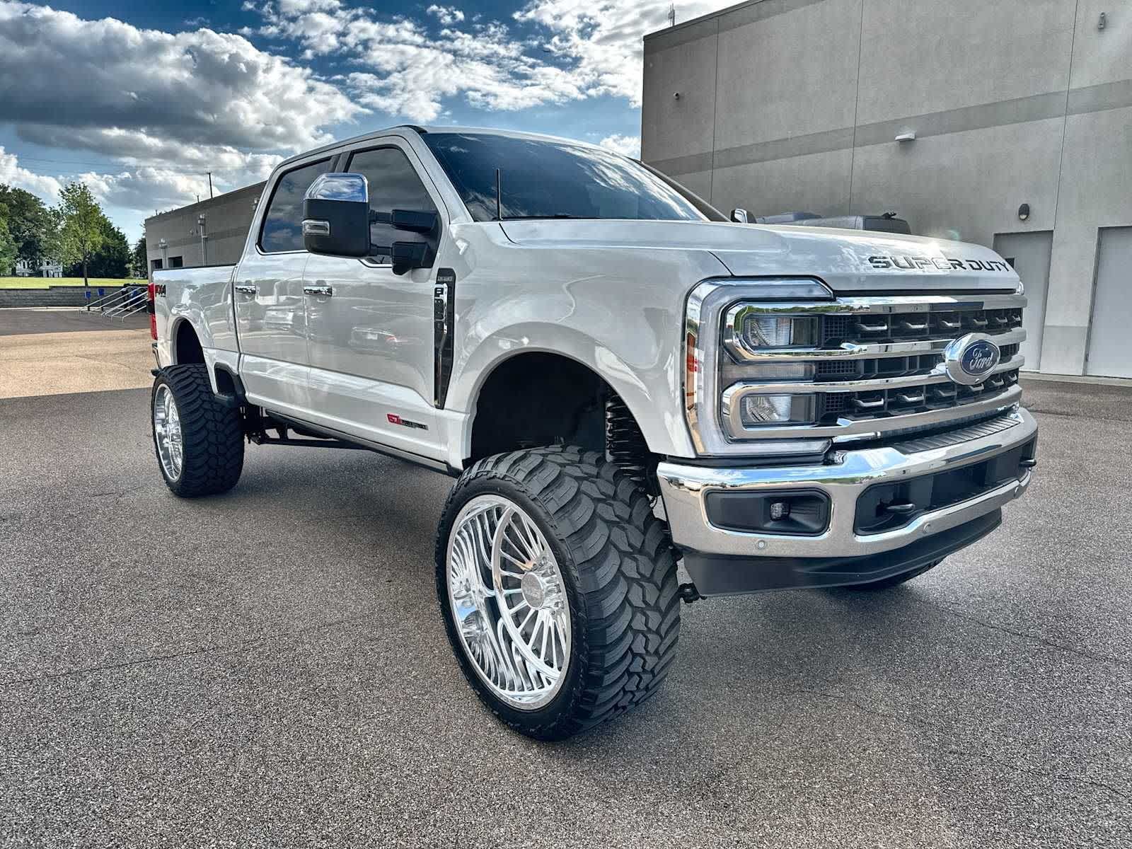 Thumbnail: 2025 Ford F-350 - 10