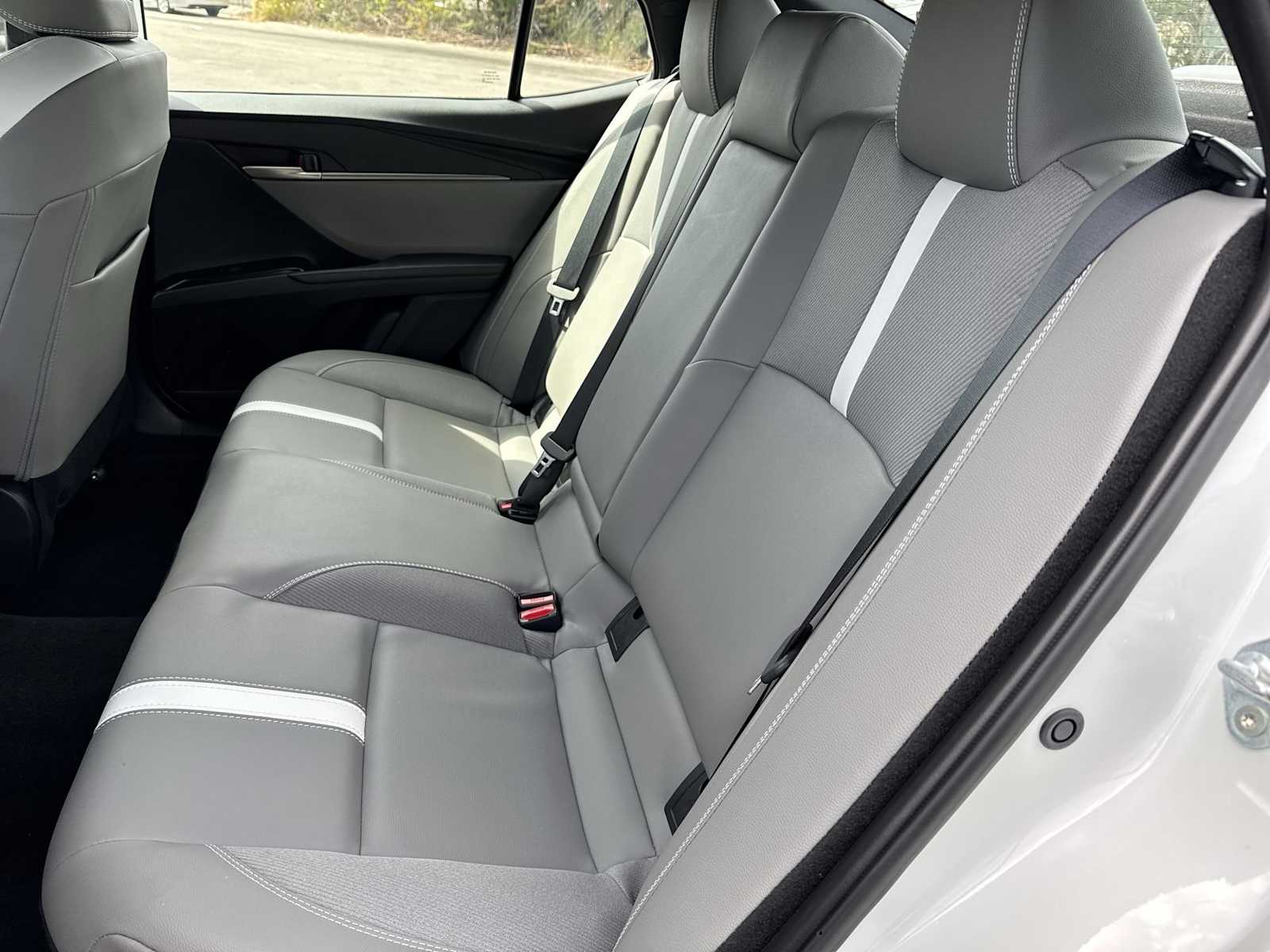 Thumbnail: 2025 Toyota Camry - 18