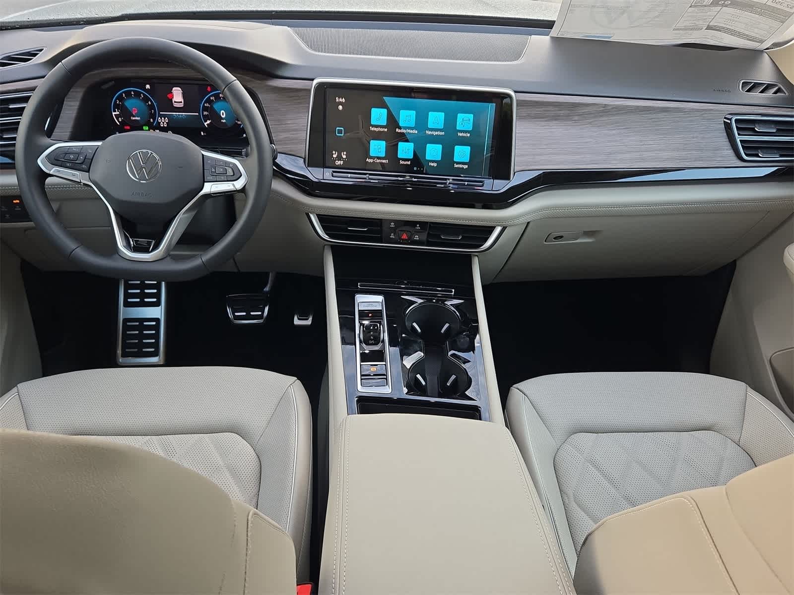 Thumbnail: 2026 Volkswagen Atlas - 16