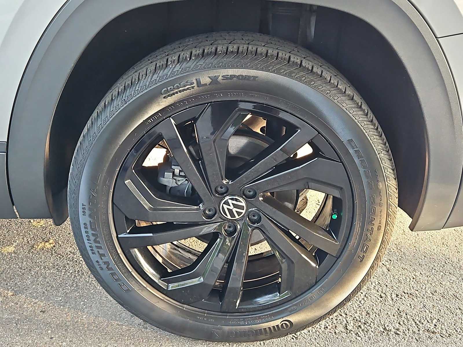 Thumbnail: 2022 Volkswagen Atlas - 14