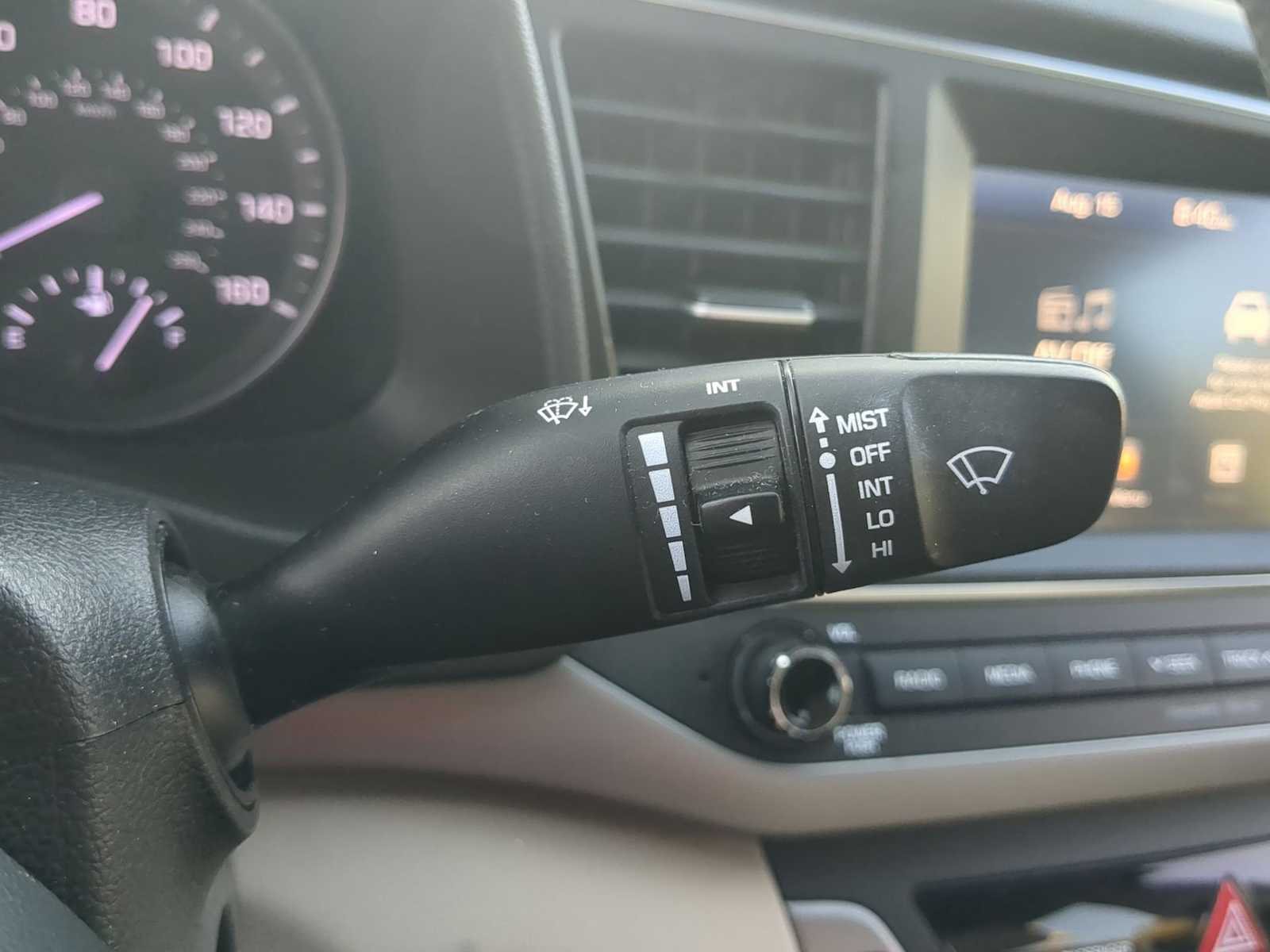 Thumbnail: 2017 Hyundai Elantra - 24