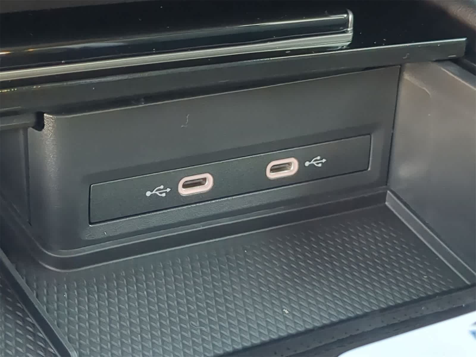 Thumbnail: 2025 Volkswagen Atlas - 33