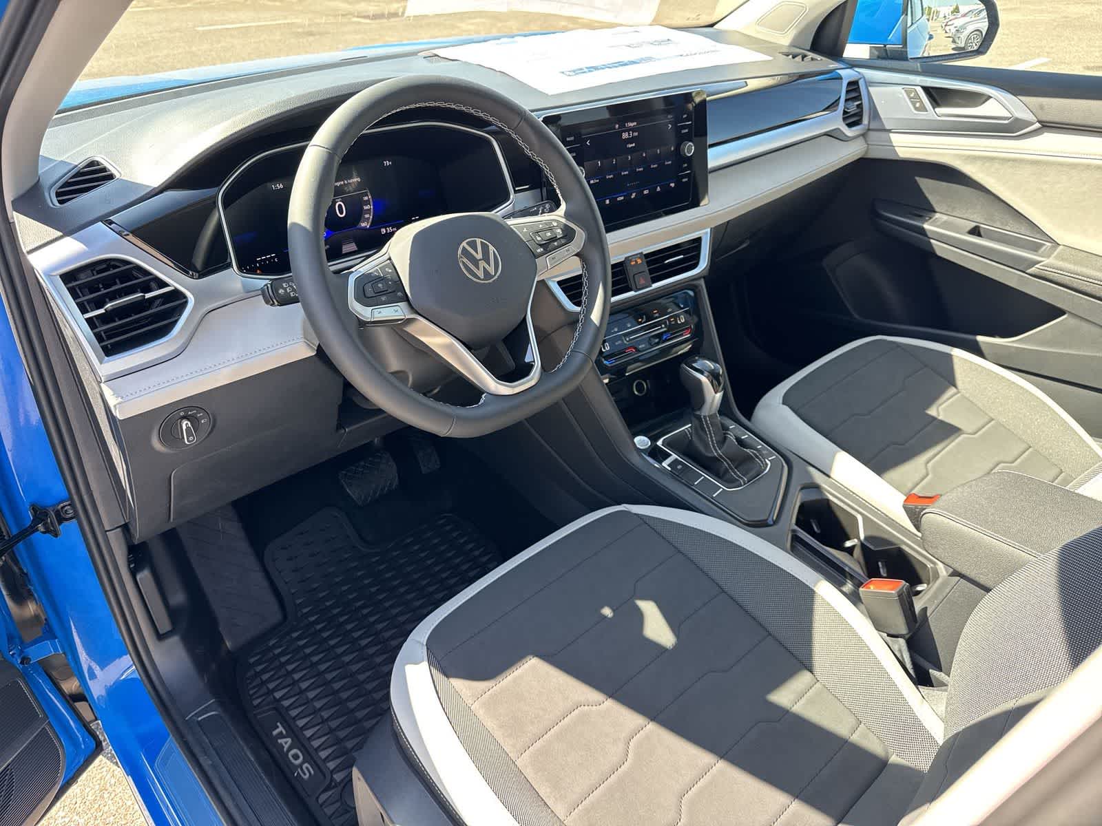 Thumbnail: 2026 Volkswagen Taos - 2