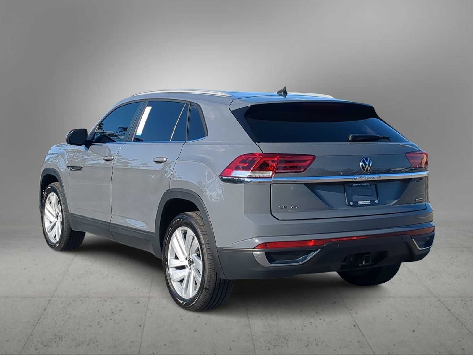 Thumbnail: 2022 Volkswagen Atlas - 6