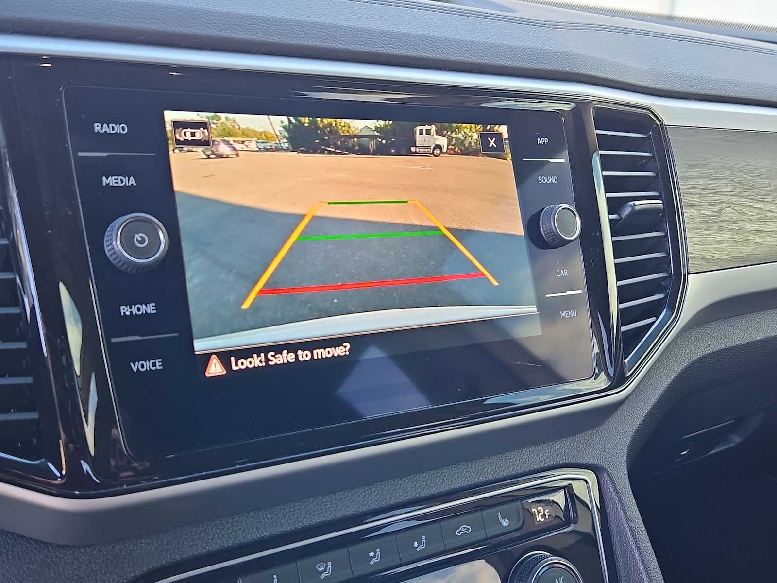 Thumbnail: 2023 Volkswagen Atlas - 28