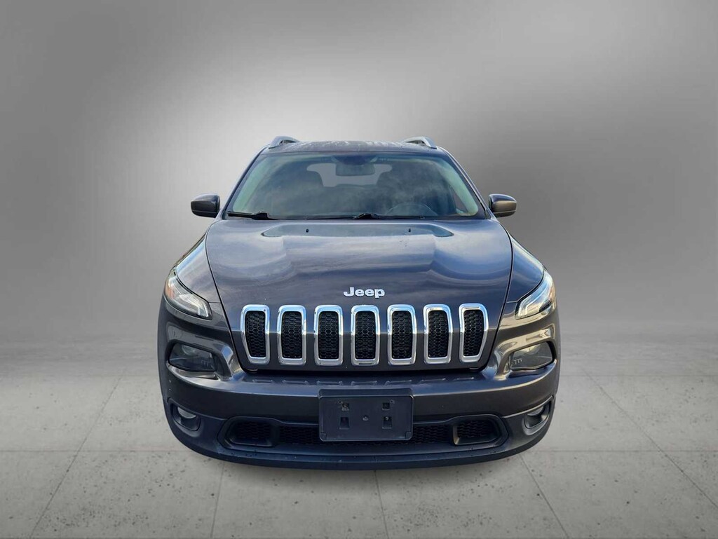 Used 2017 Jeep Cherokee Latitude 4x4 SUV