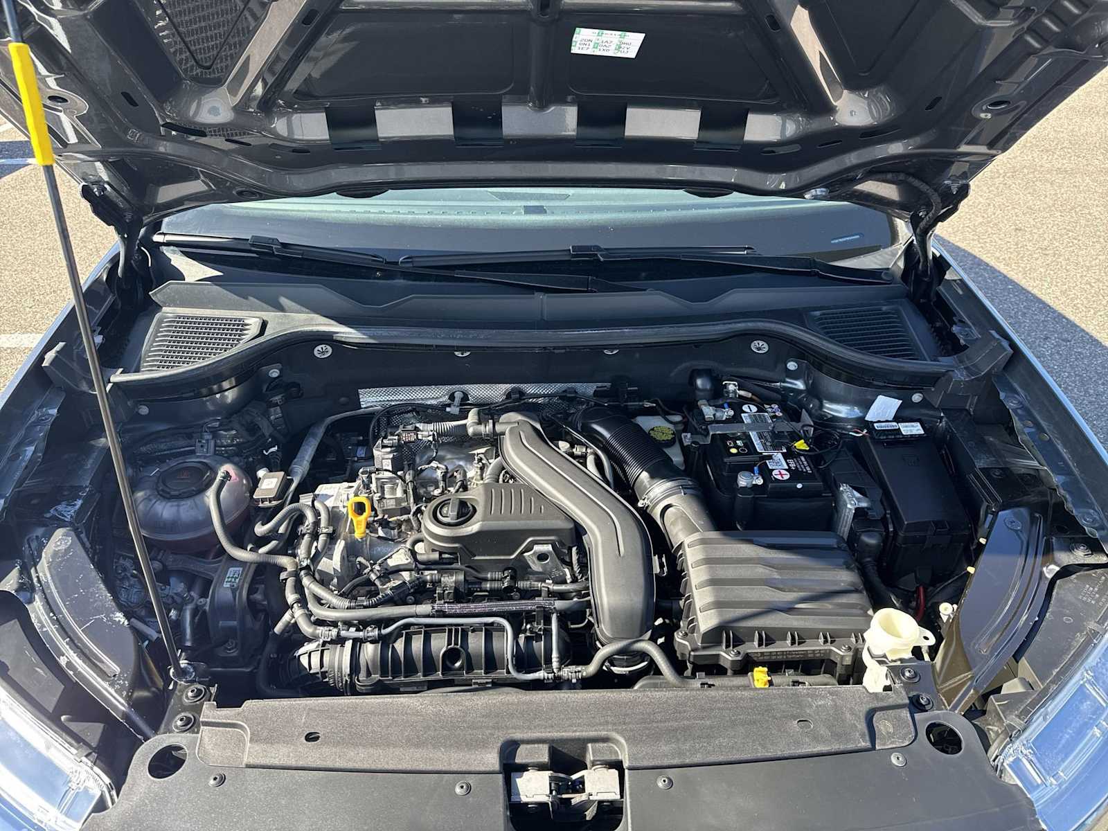 Thumbnail: 2023 Volkswagen Taos - 13