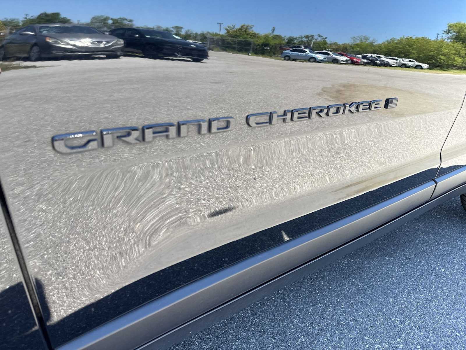 Thumbnail: 2023 Jeep Grand Cherokee - 15