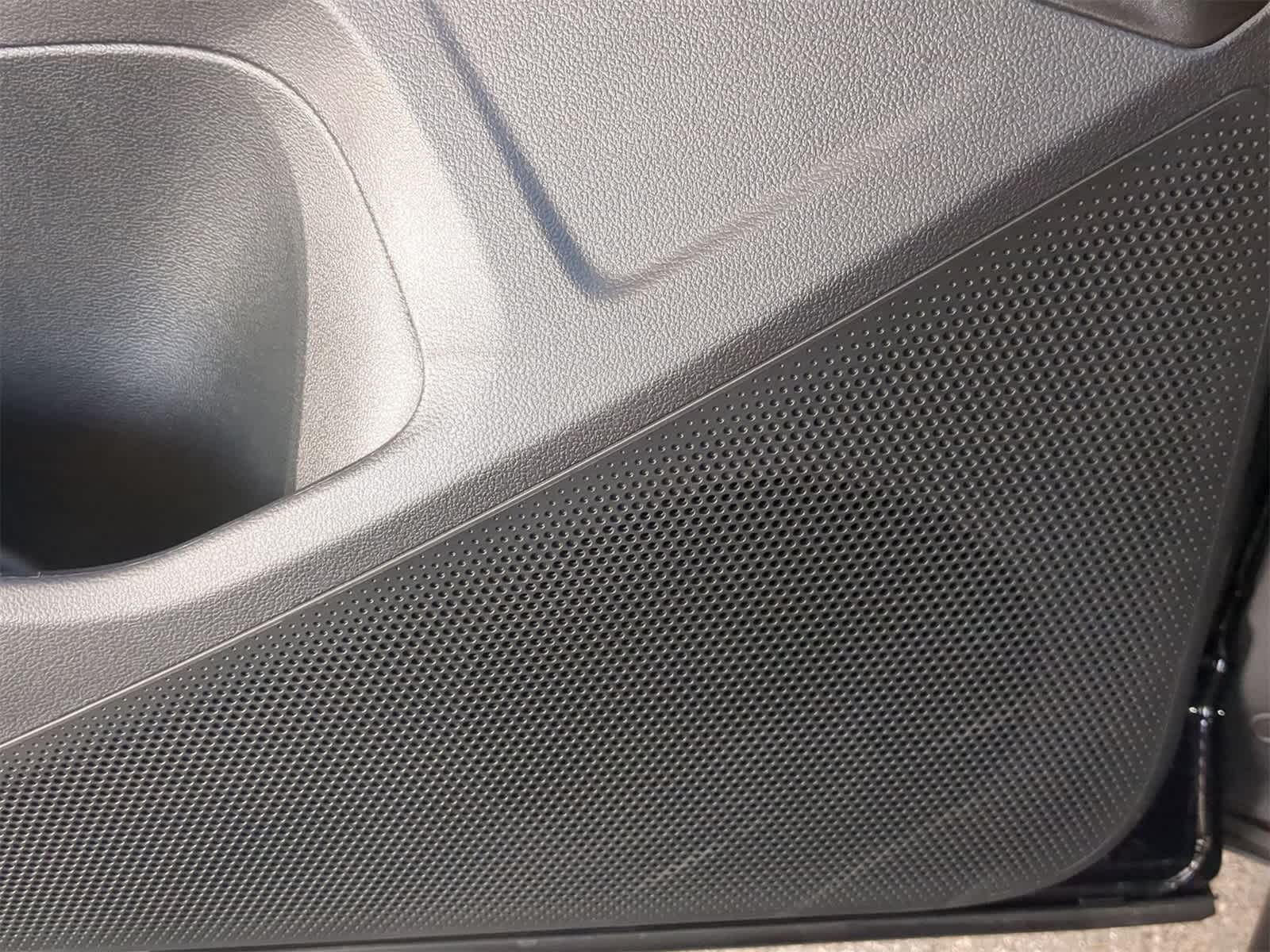 Thumbnail: 2025 Volkswagen Tiguan - 28