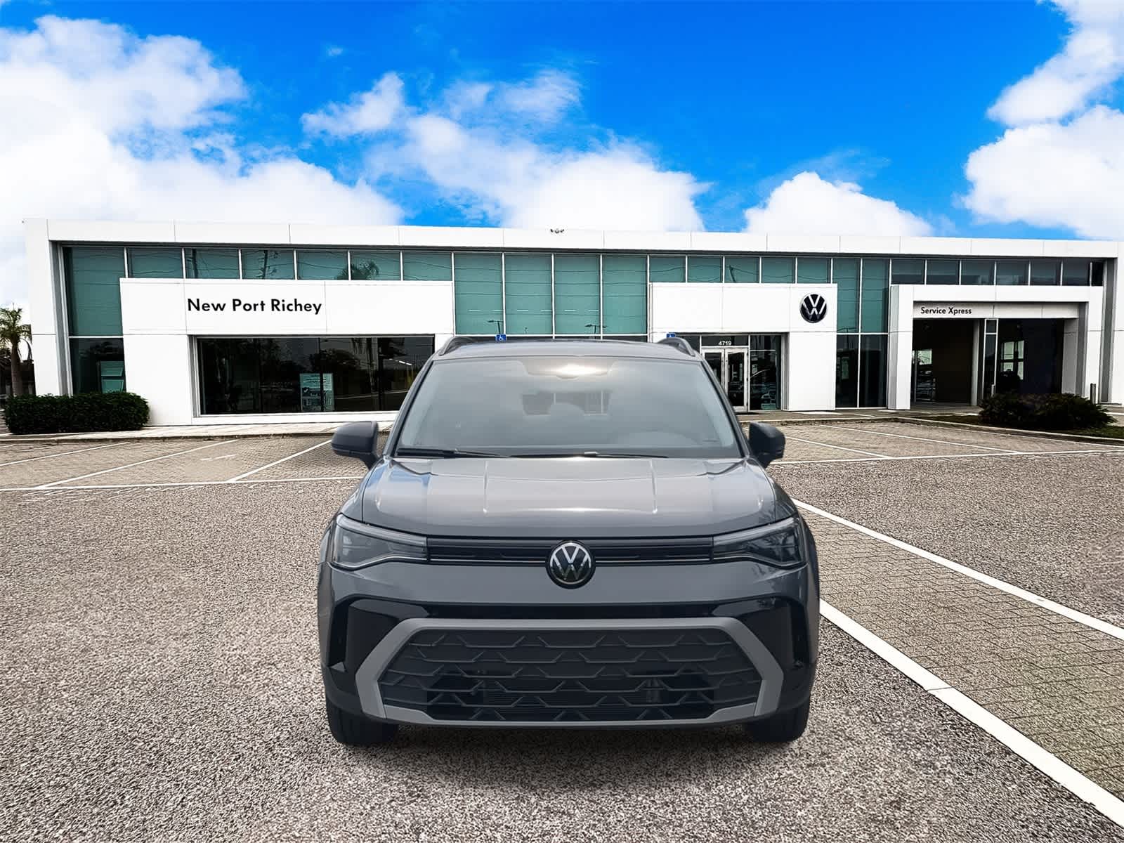 Thumbnail: 2025 Volkswagen Taos - 3