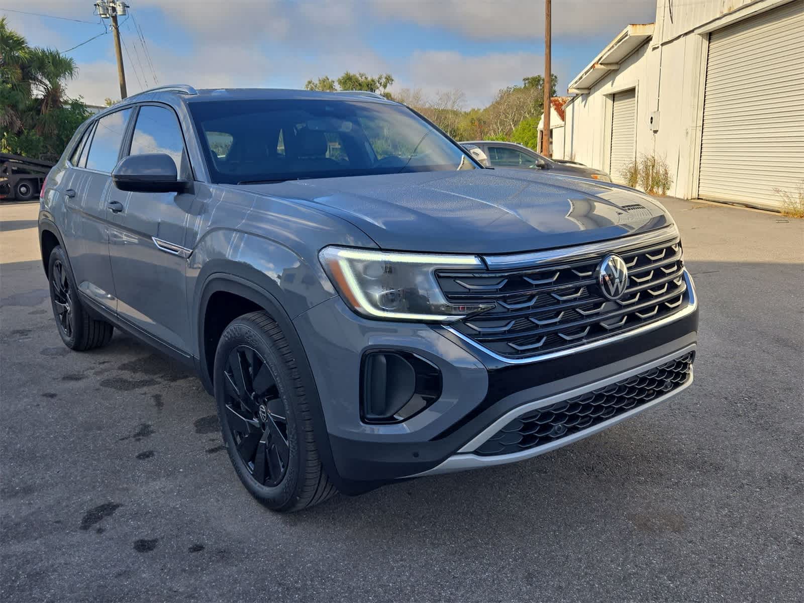 Thumbnail: 2026 Volkswagen Atlas - 16