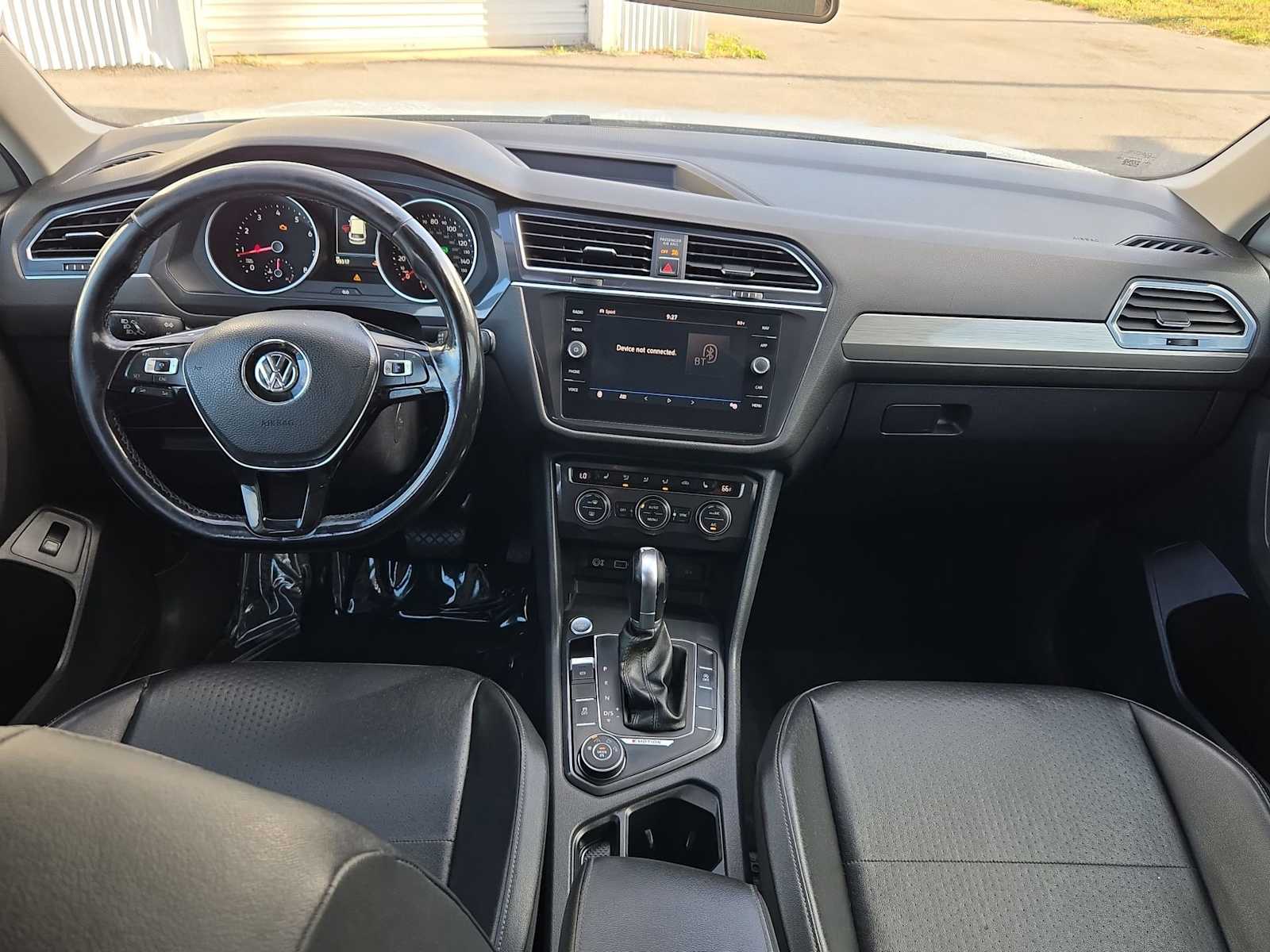 Thumbnail: 2018 Volkswagen Tiguan - 15