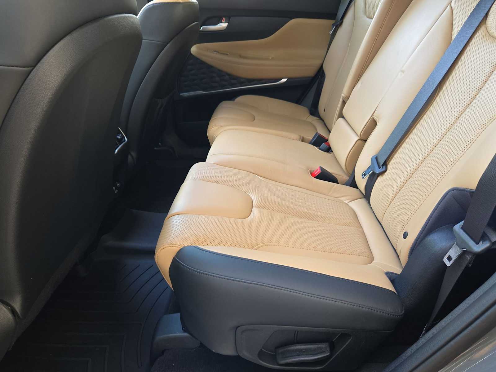 Thumbnail: 2023 Hyundai Santa Fe - 21