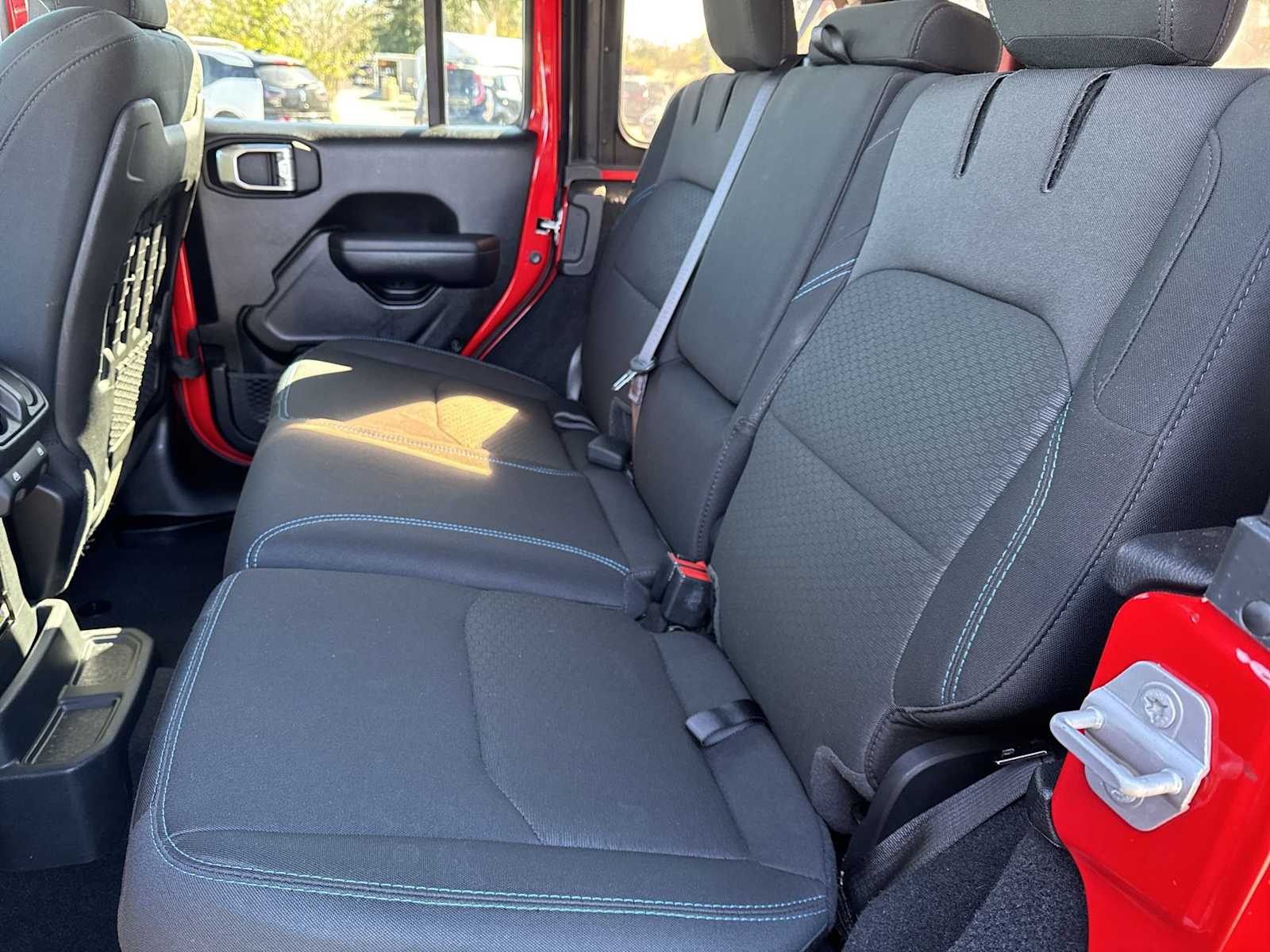 Thumbnail: 2022 Jeep Wrangler - 18