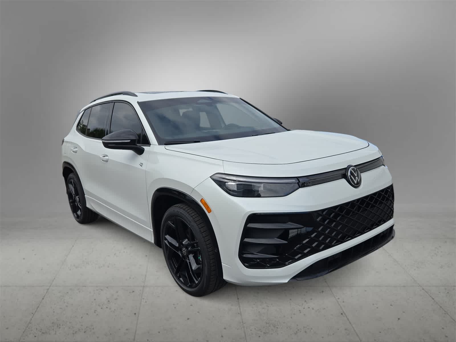 Thumbnail: 2025 Volkswagen Tiguan - 2