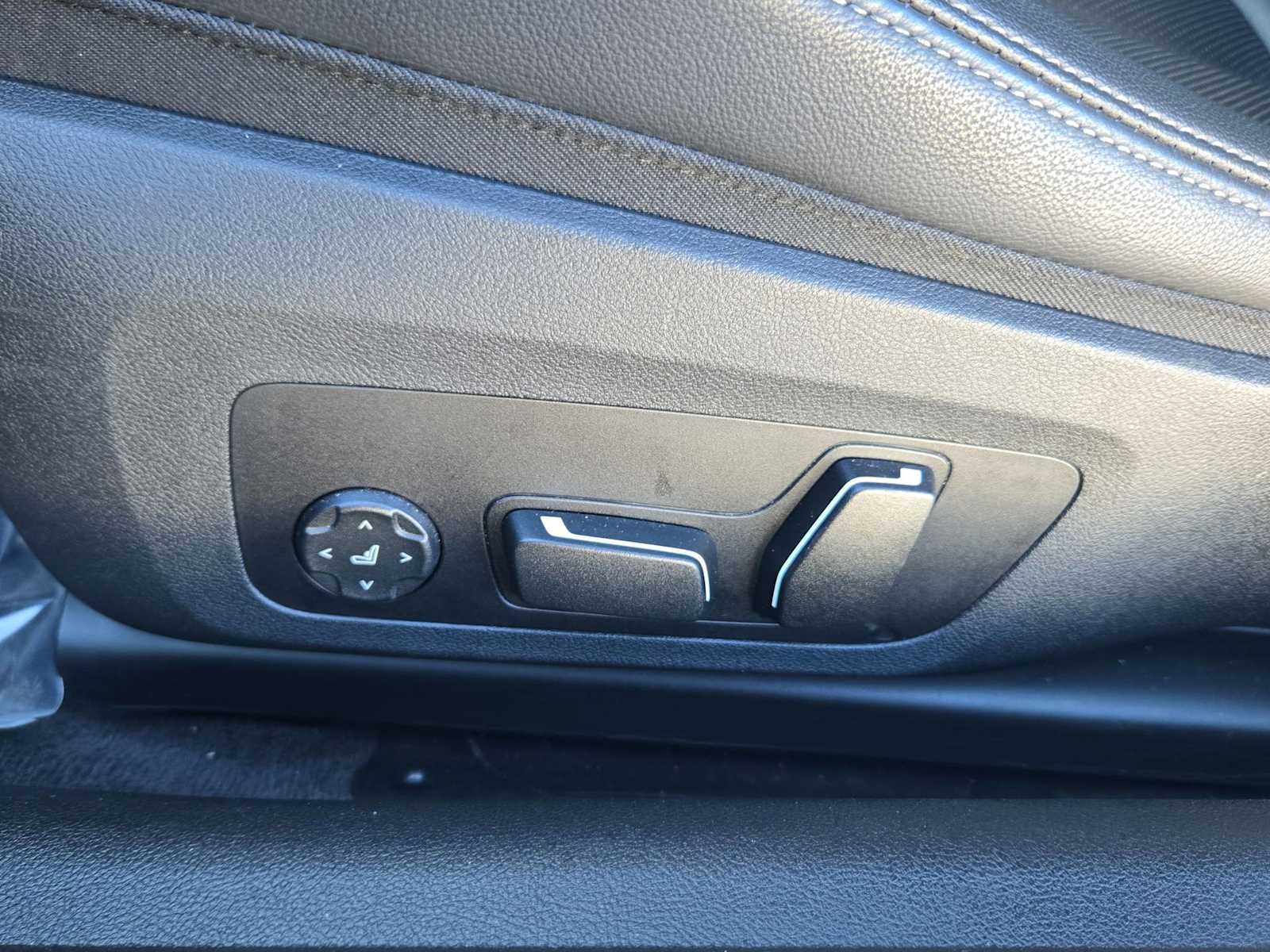 Thumbnail: 2025 BMW 4 Series - 17