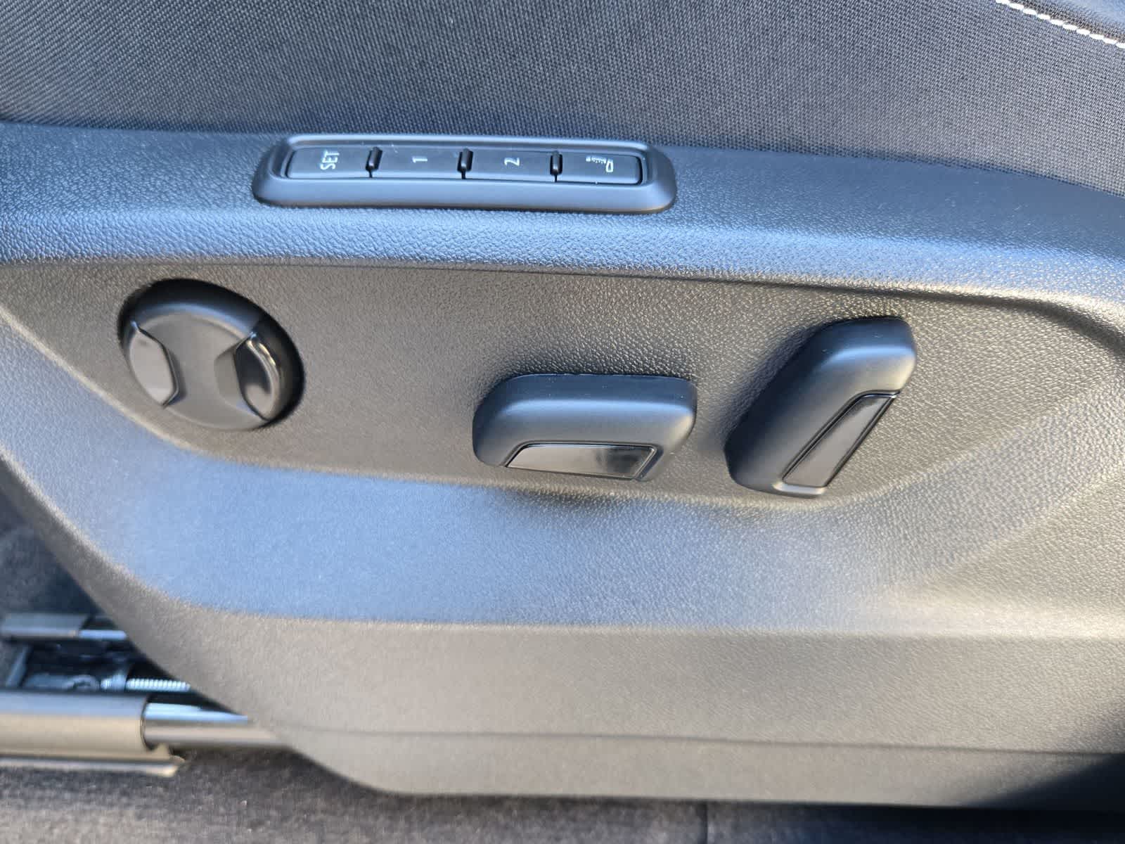 Thumbnail: 2026 Volkswagen Atlas - 18