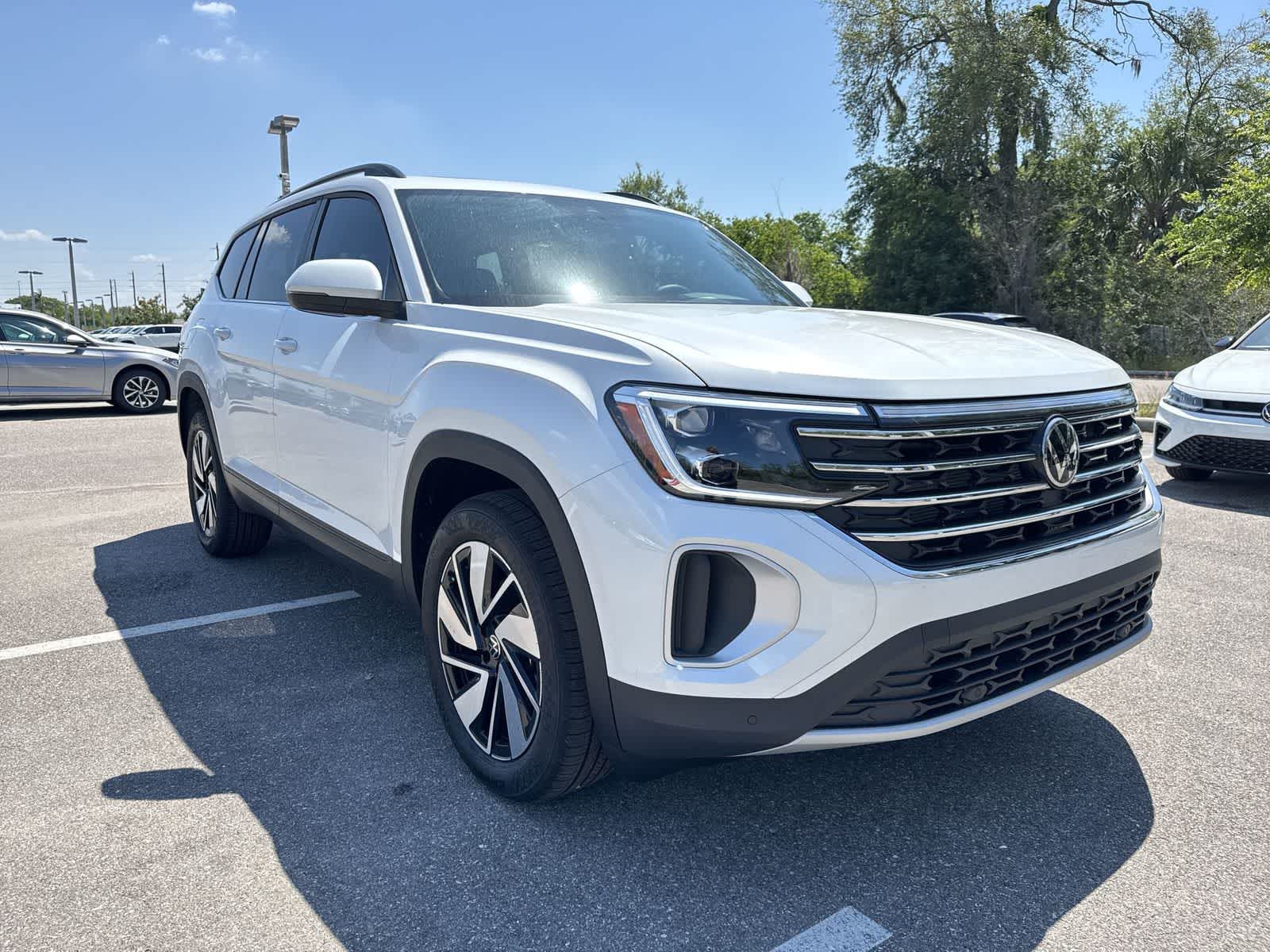 Thumbnail: 2026 Volkswagen Atlas - 16