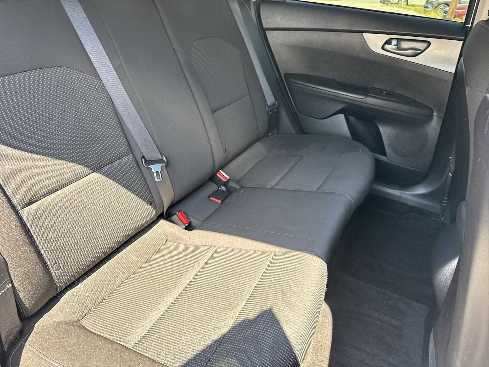 Thumbnail: 2020 Kia Forte - 19