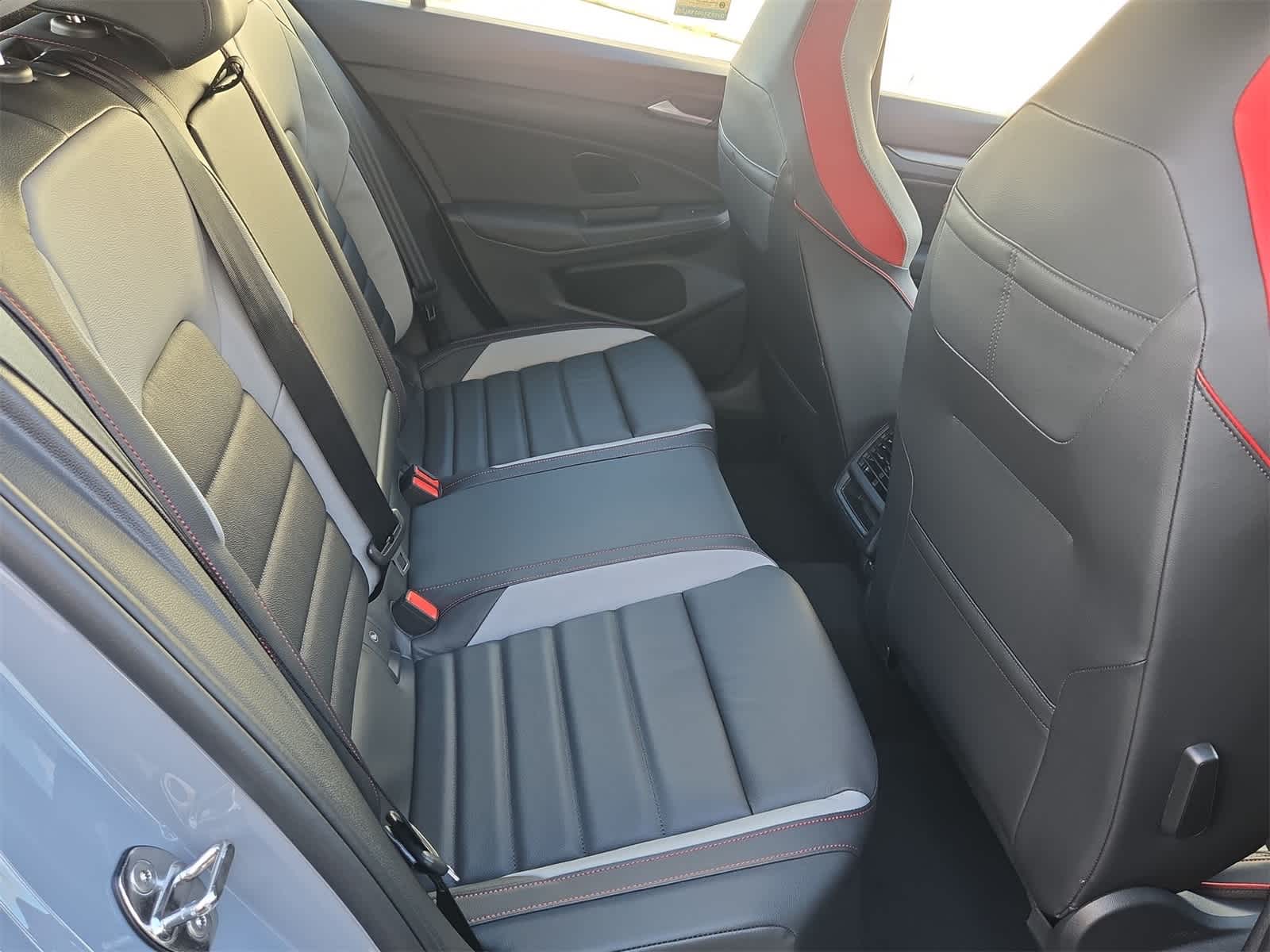 Thumbnail: 2026 Volkswagen Golf - 21