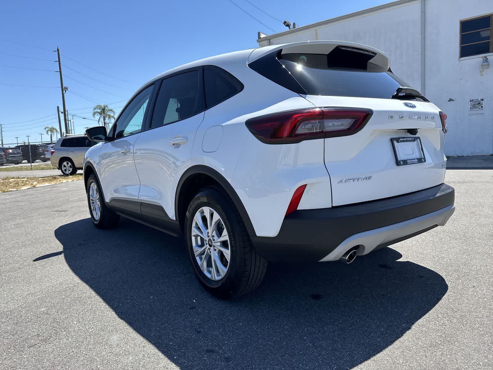 Thumbnail: 2025 Ford Escape - 7