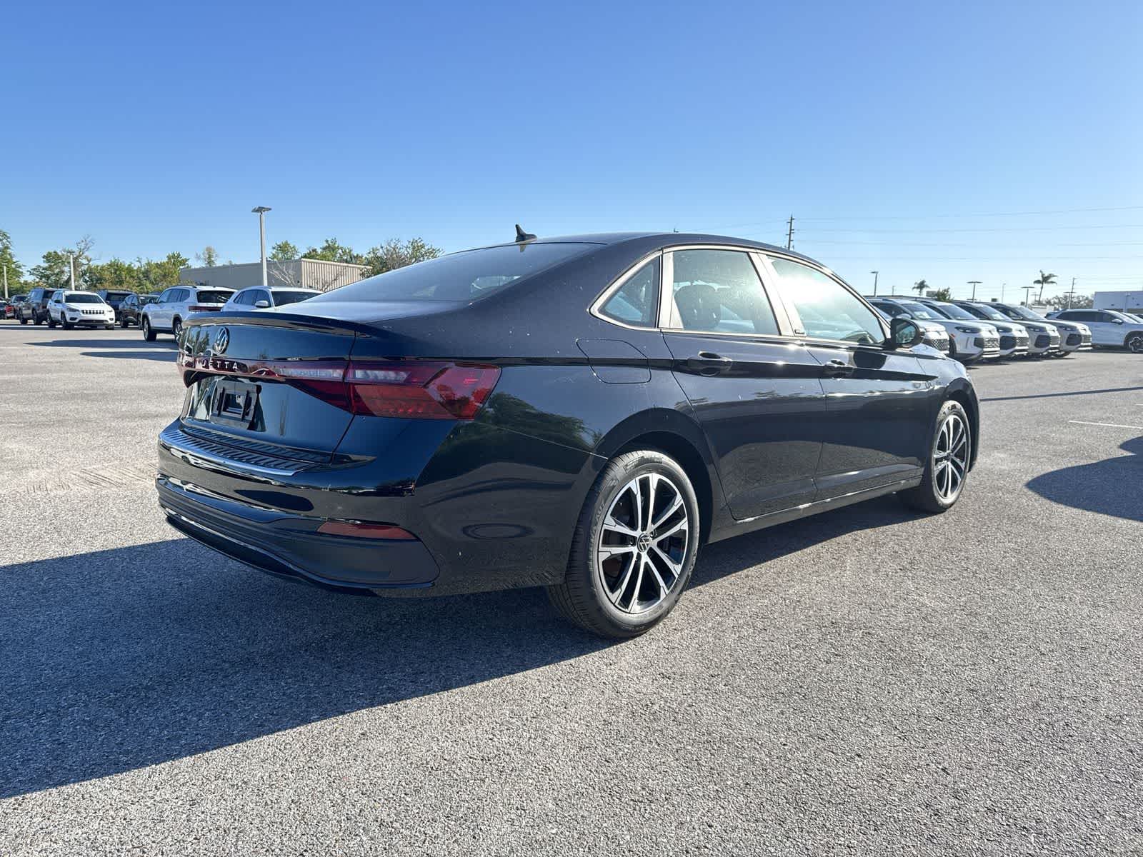 Thumbnail: 2026 Volkswagen Jetta - 6