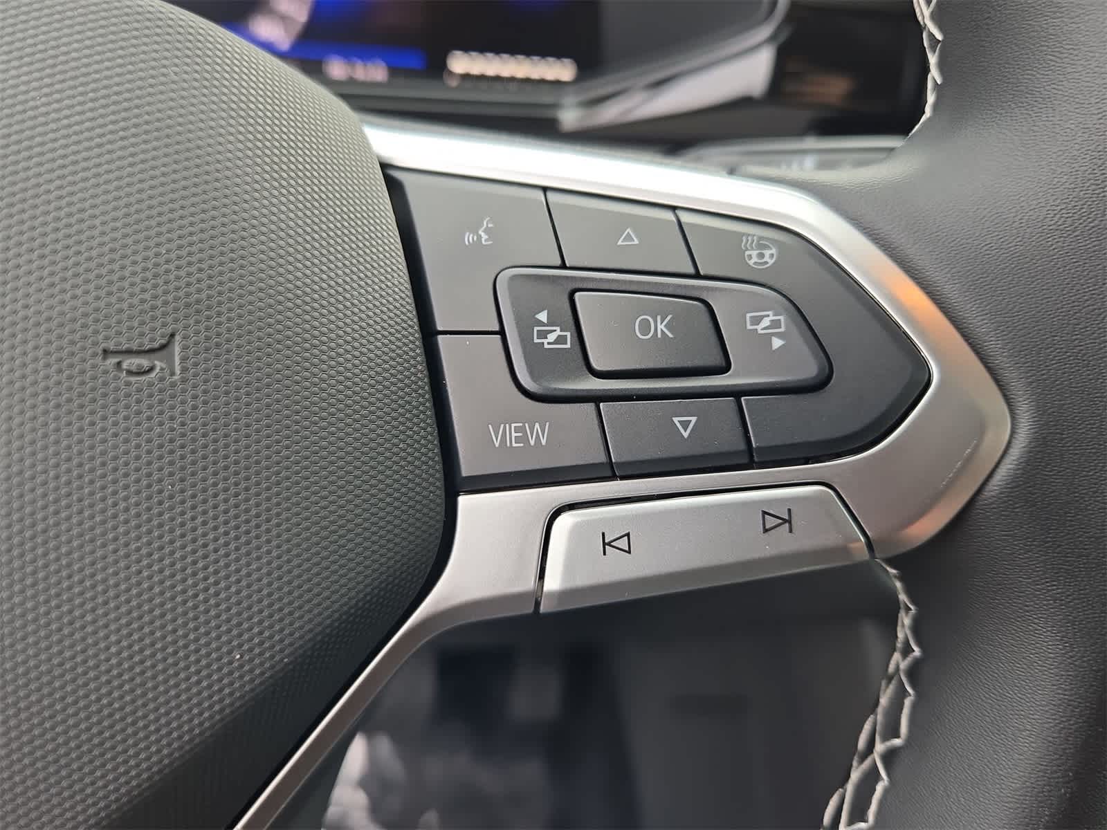 Thumbnail: 2025 Volkswagen Taos - 24