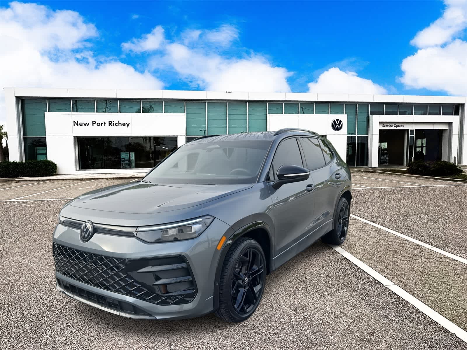 Thumbnail: 2025 Volkswagen Tiguan - 4