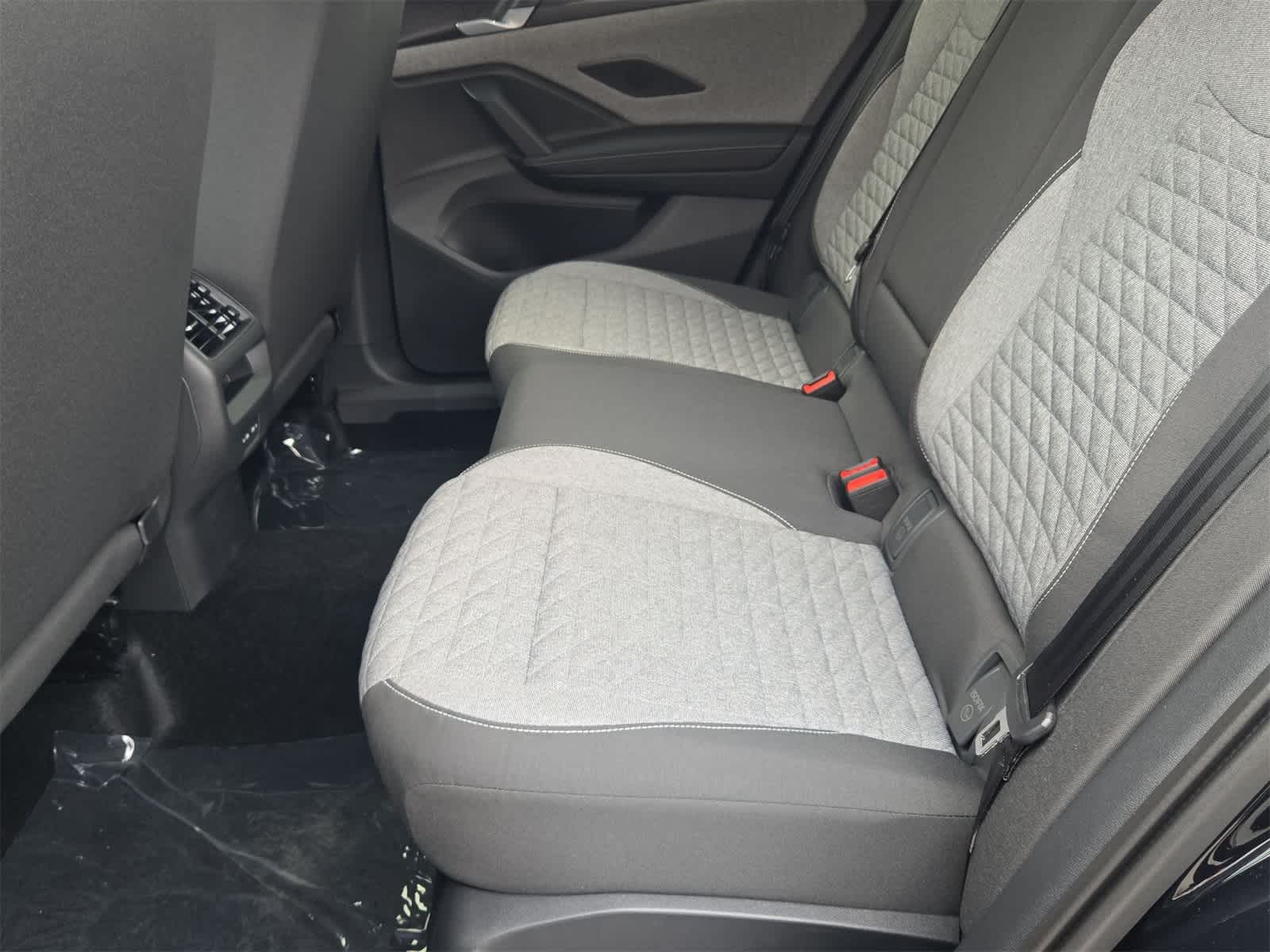 Thumbnail: 2026 Volkswagen Tiguan - 19