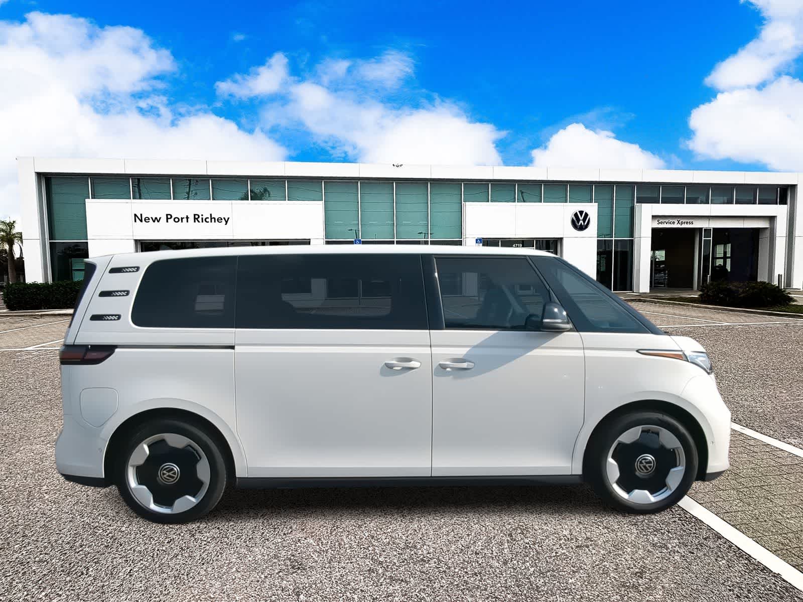 Thumbnail: 2025 Volkswagen ID.Buzz - 9