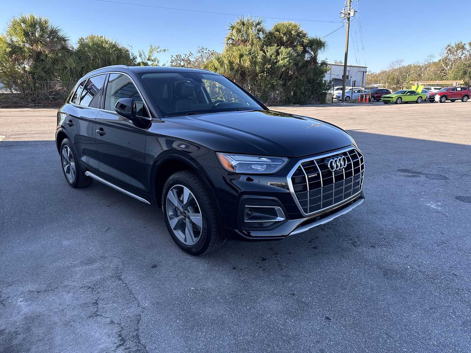 Thumbnail: 2023 Audi Q5 - 8