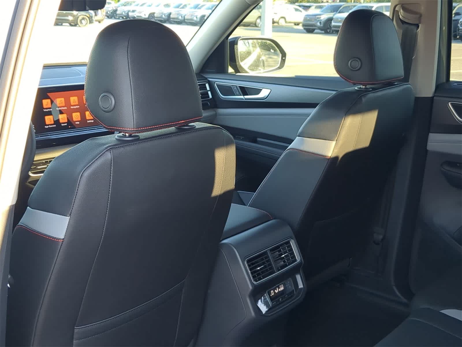 Thumbnail: 2025 Volkswagen Atlas - 19