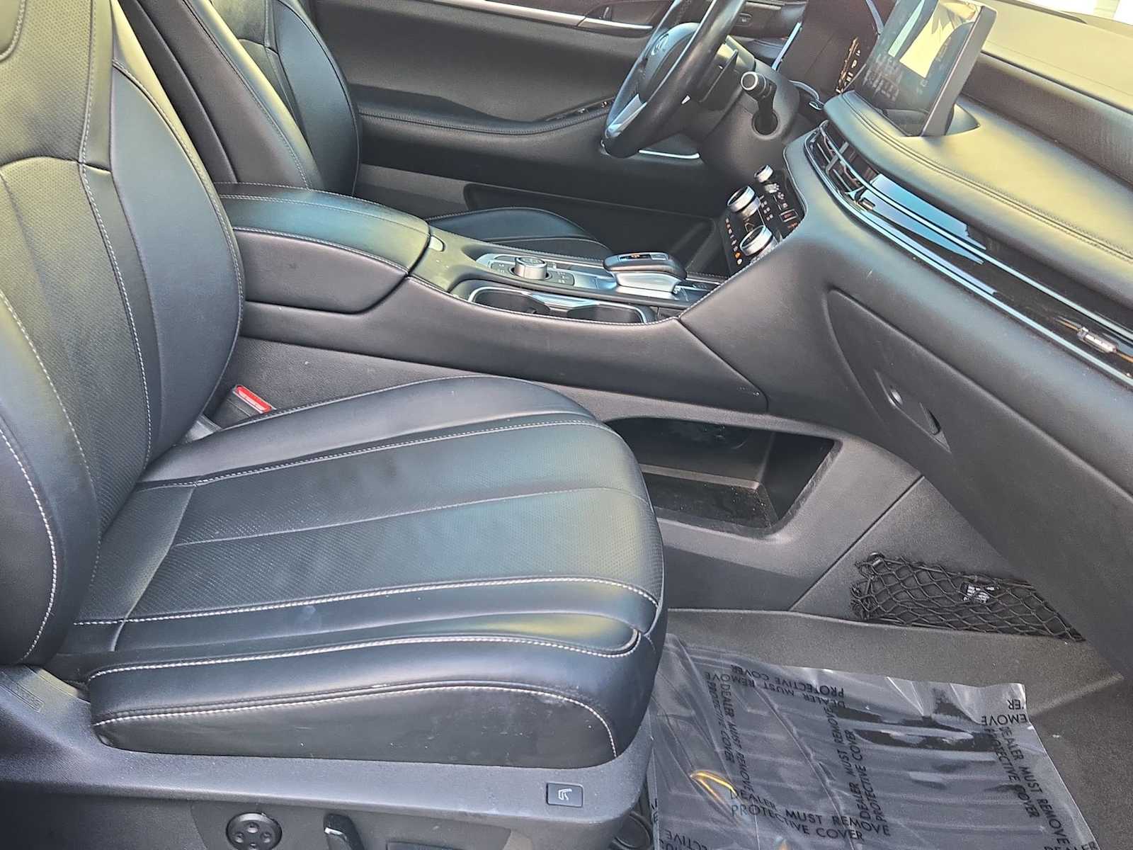 Thumbnail: 2023 INFINITI QX60 - 22