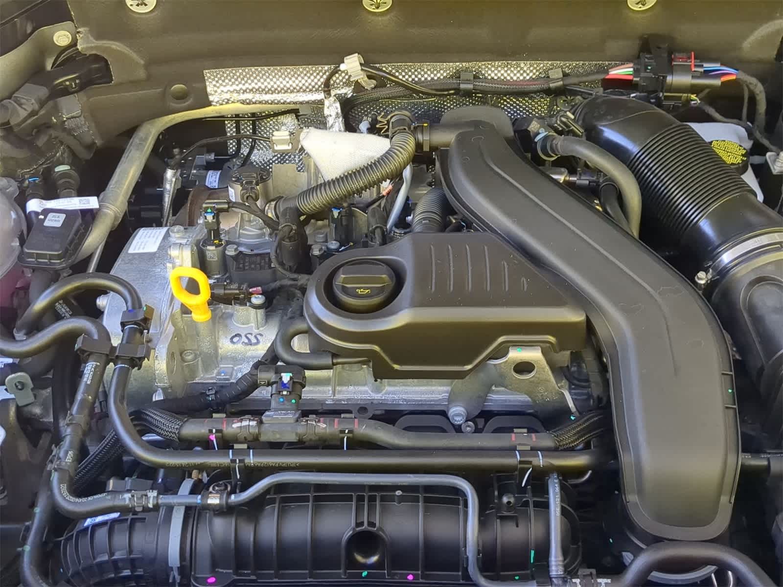 Thumbnail: 2025 Volkswagen Taos - 15