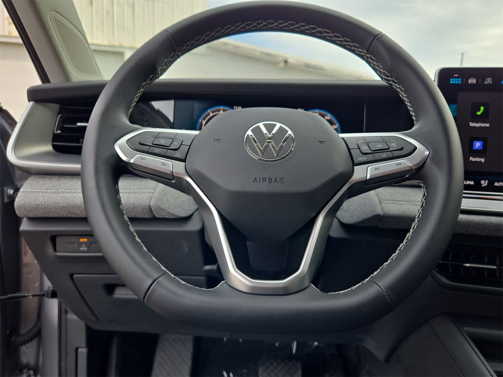 Thumbnail: 2025 Volkswagen Tiguan - 22