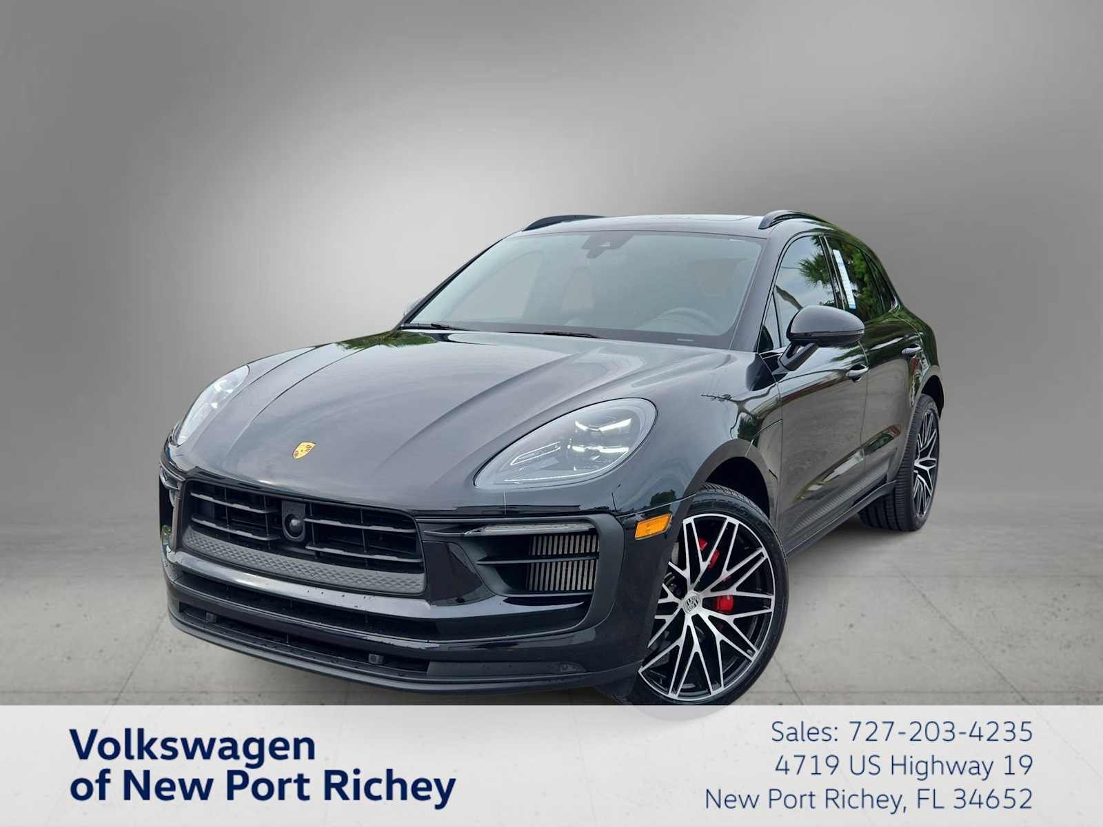 Thumbnail: 2022 Porsche Macan - 1