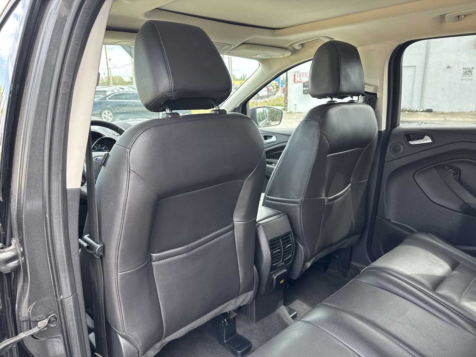 Thumbnail: 2016 Ford Escape - 18