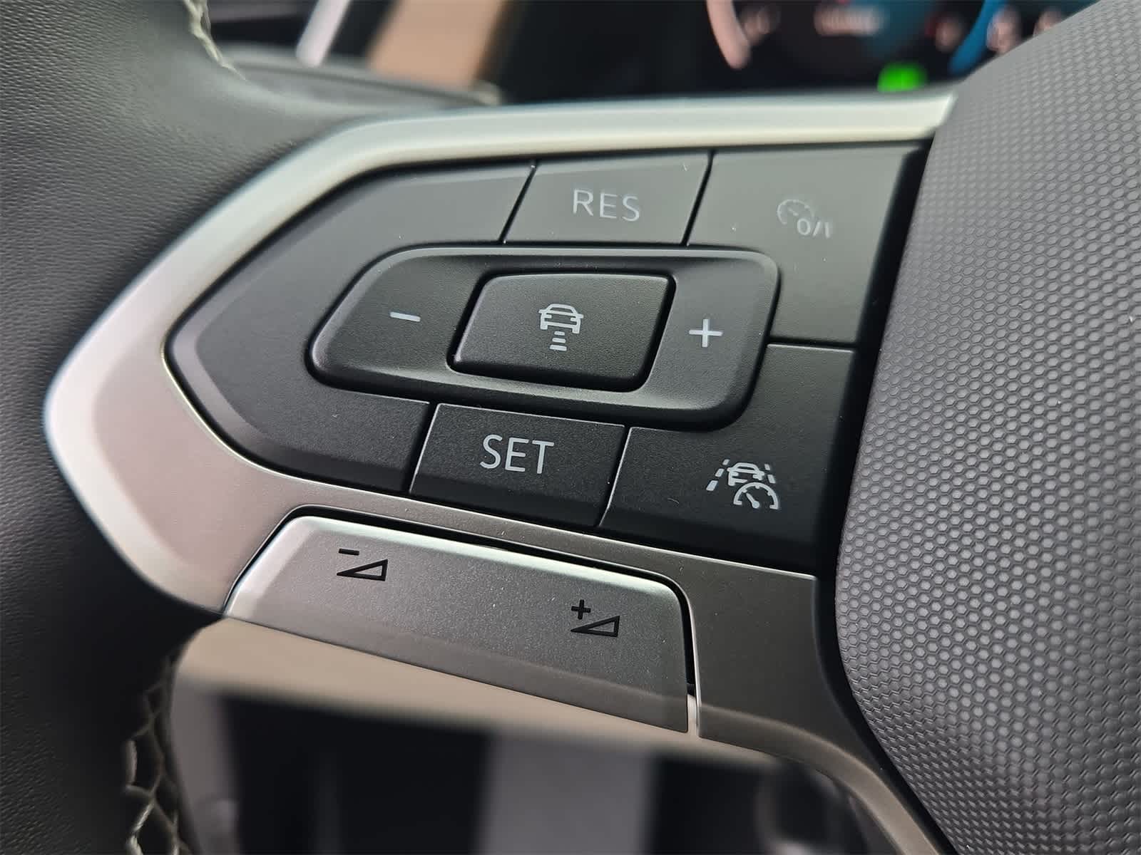 Thumbnail: 2026 Volkswagen Atlas - 23