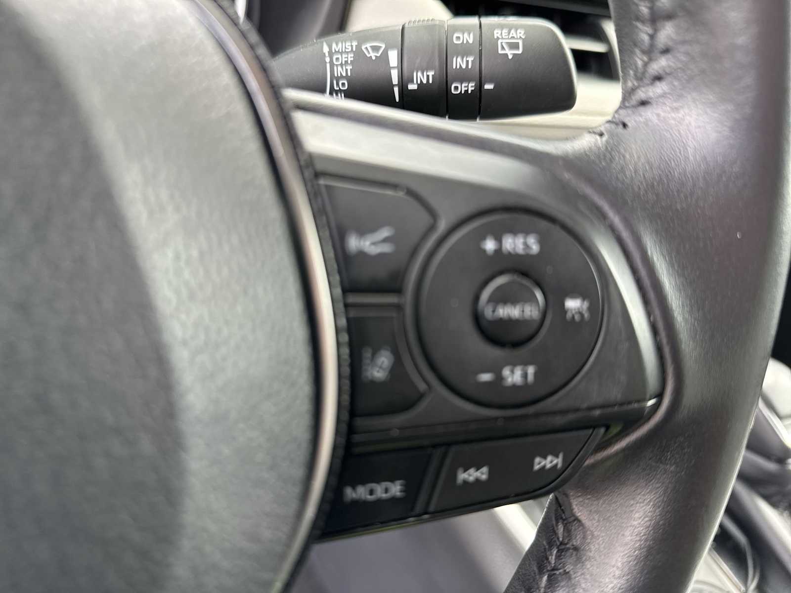 Thumbnail: 2020 Toyota RAV4 - 24