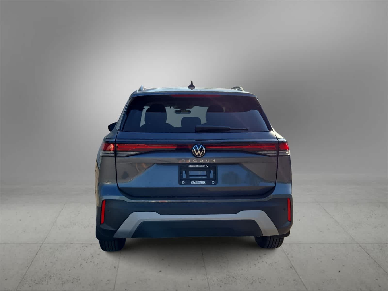 Thumbnail: 2025 Volkswagen Tiguan - 7