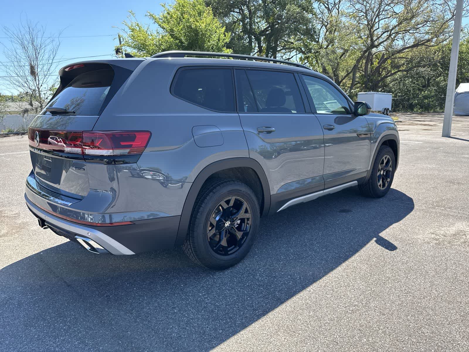 Thumbnail: 2026 Volkswagen Atlas - 6