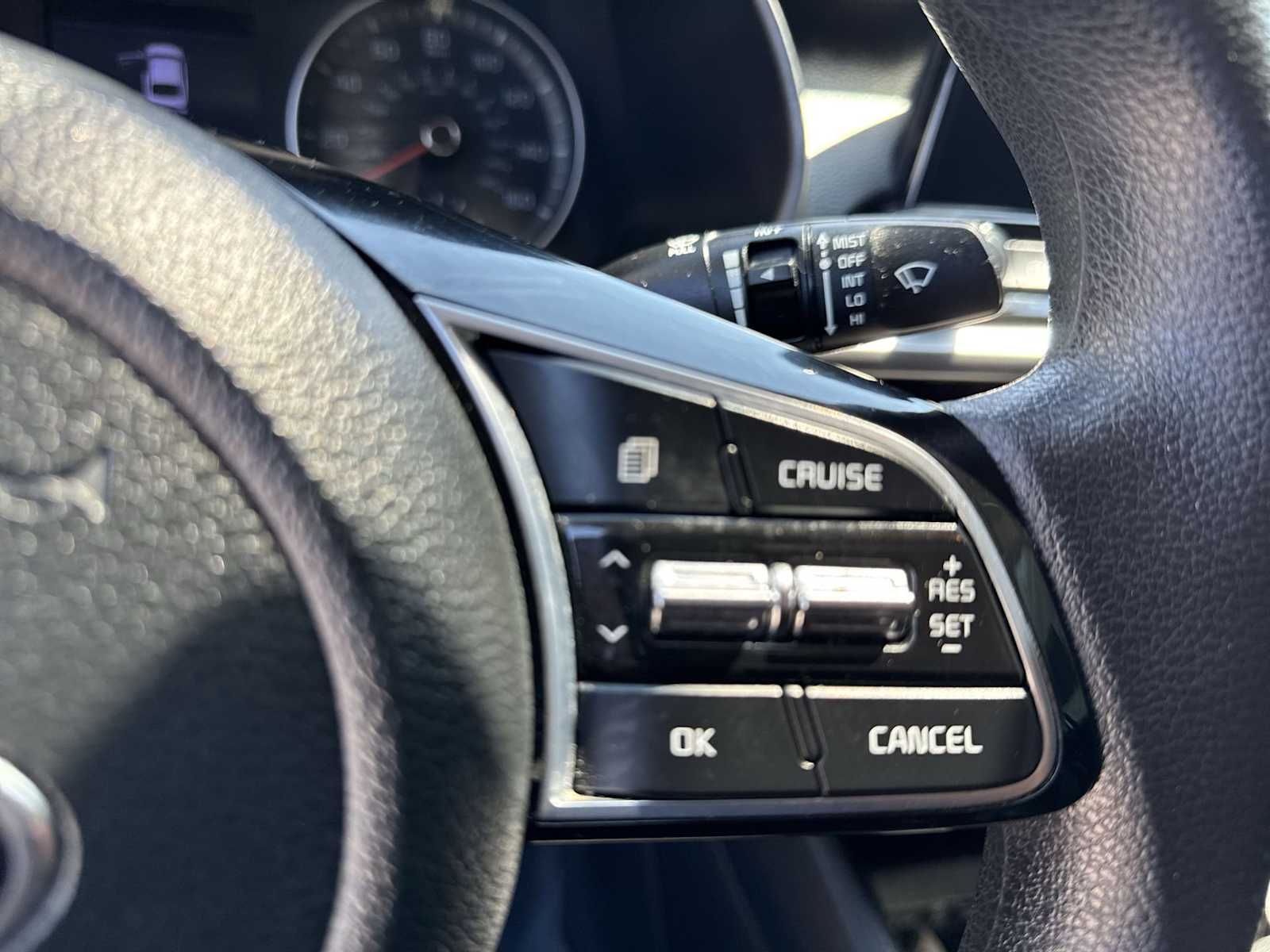 Thumbnail: 2020 Kia Forte - 24