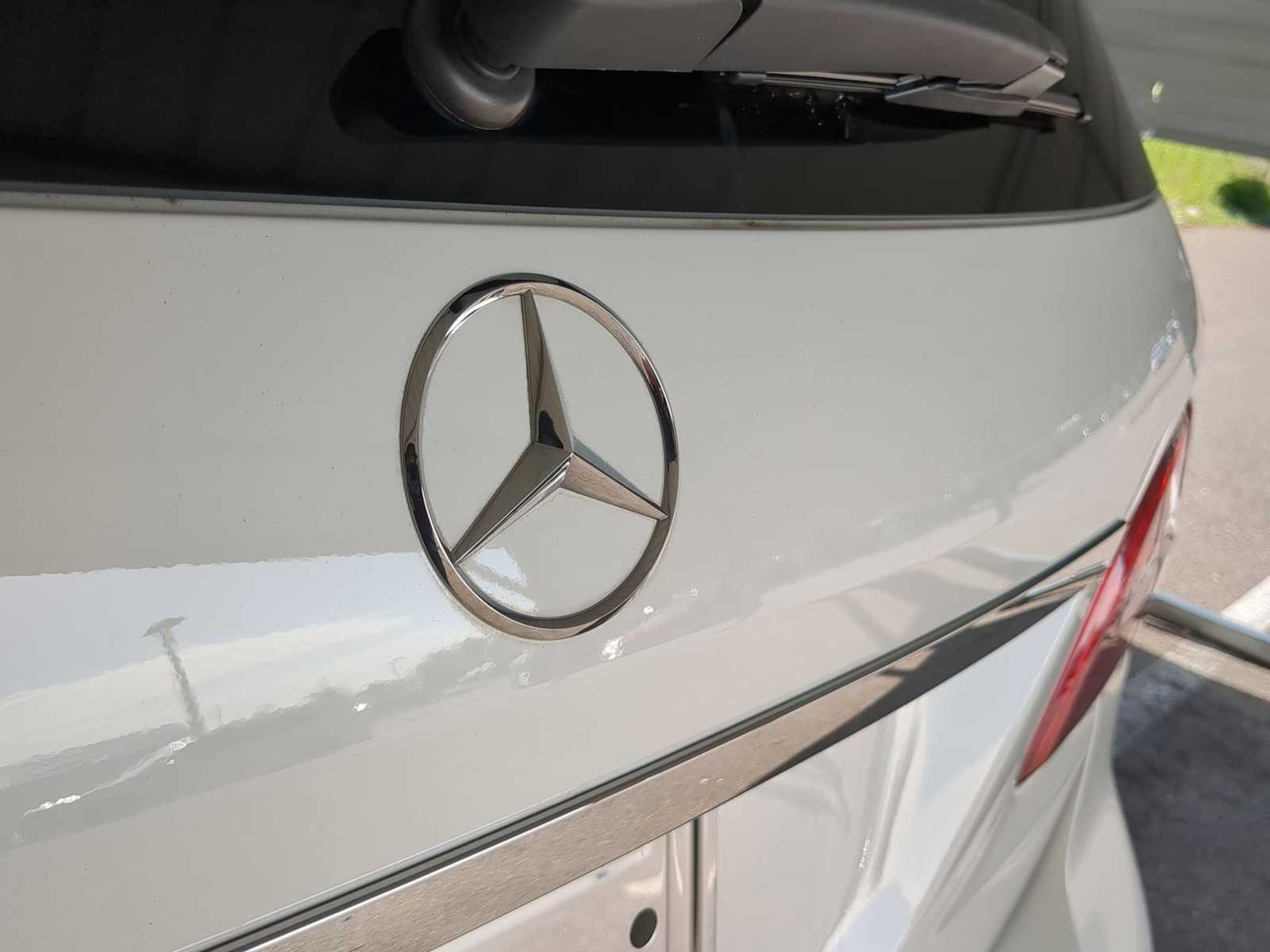 Thumbnail: 2015 Mercedes-Benz M-Class - 12