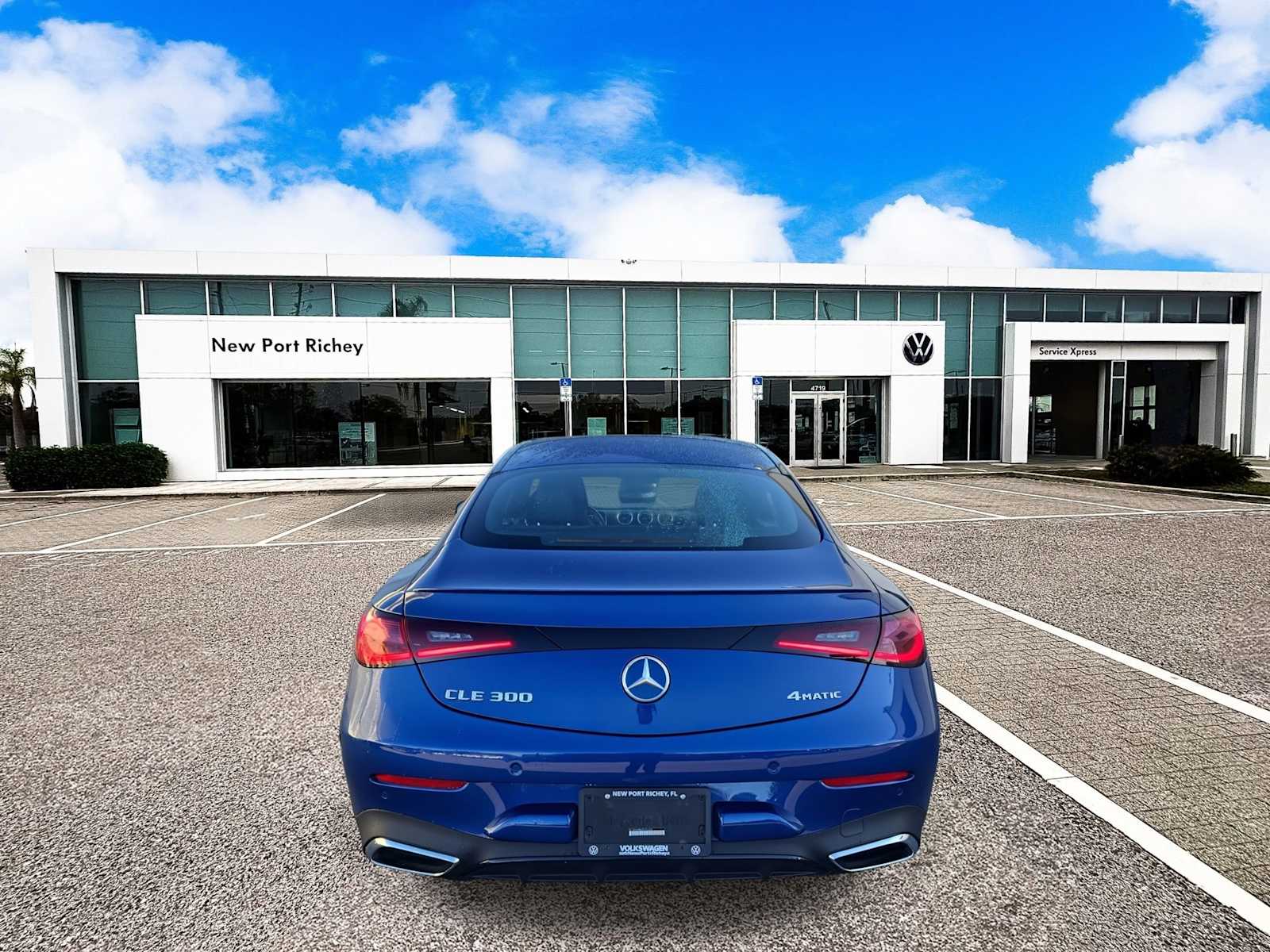 Thumbnail: 2025 Mercedes-Benz CLE - 7