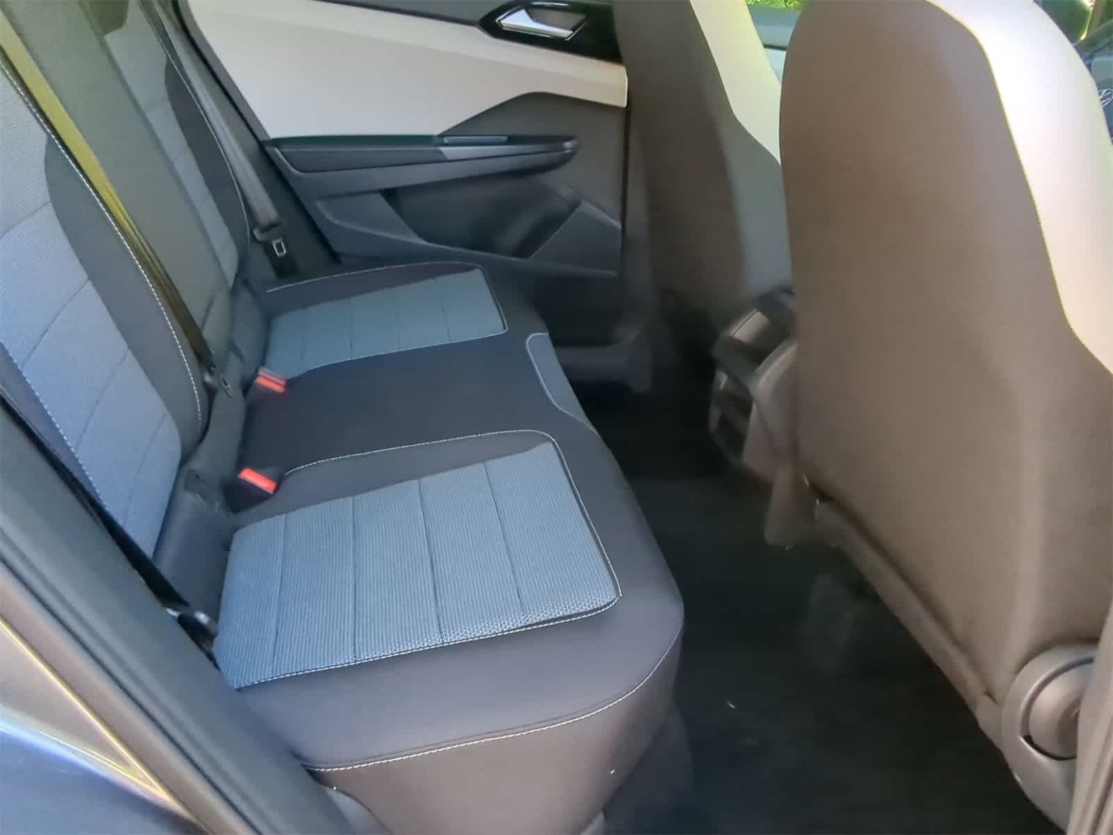 Thumbnail: 2025 Volkswagen Taos - 19