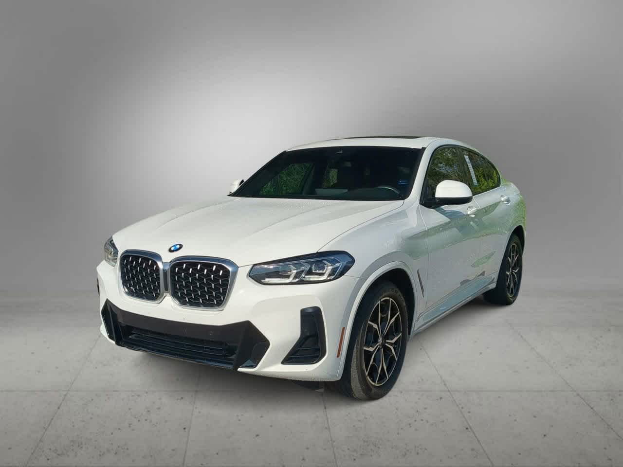 Thumbnail: 2022 BMW X4 - 4